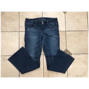 American Eagle Artist Jeans size: 10 -Medium Wash